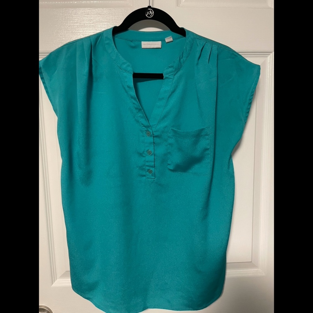 Teal Top